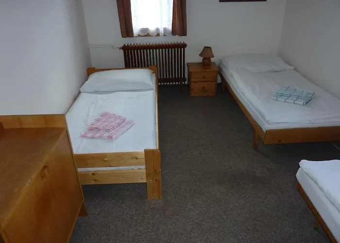 Flora Dolni Misecky Hotel 3*